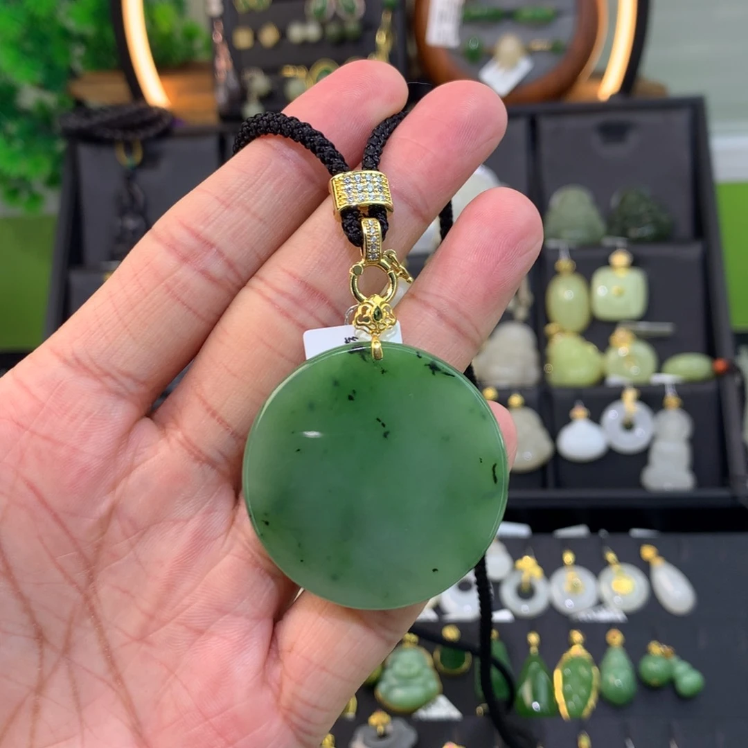 和田玉（碧玉）18K金镶嵌吊坠(赠链)