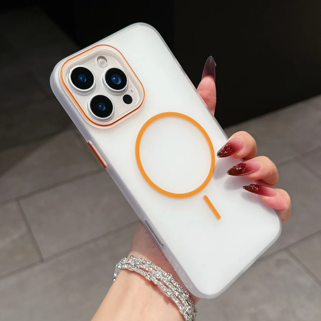 适用于苹果16/17/15/14/13的大孔磁吸磨砂肤感手机壳