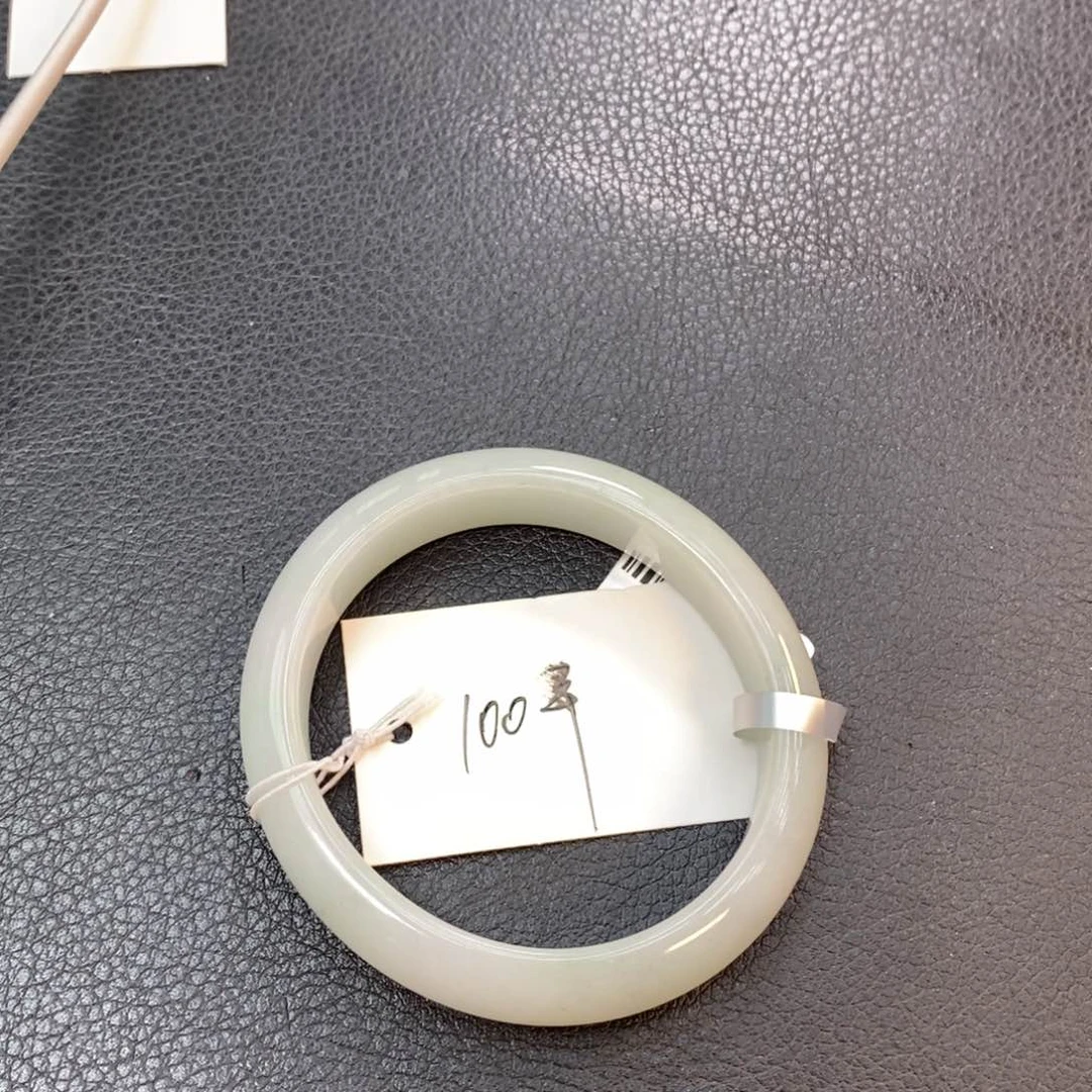 未镶嵌手镯翡翠翡翠手镯