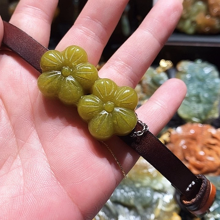 岫玉未镶嵌毛衣链