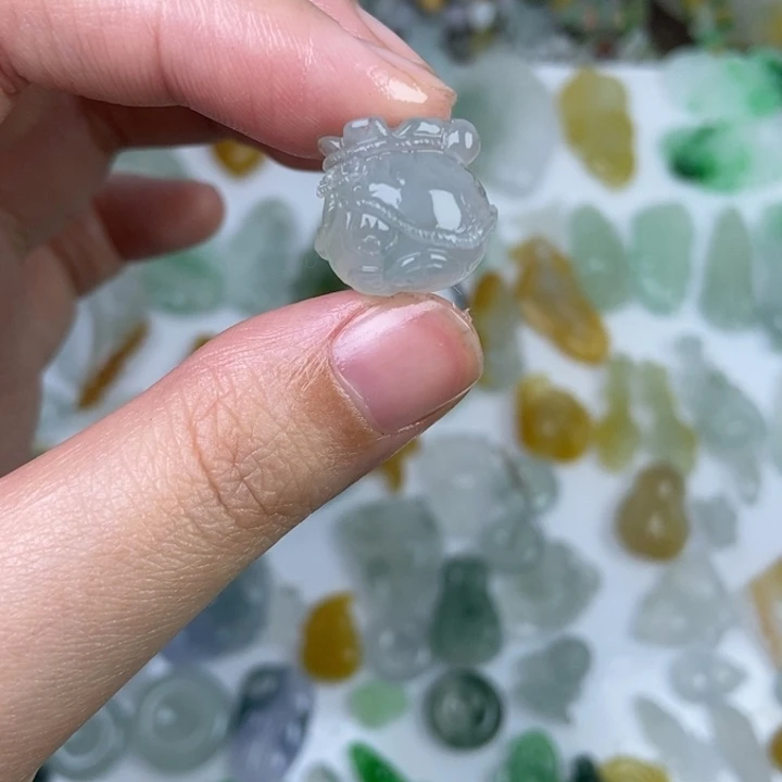 定制翡翠未镶嵌钱袋