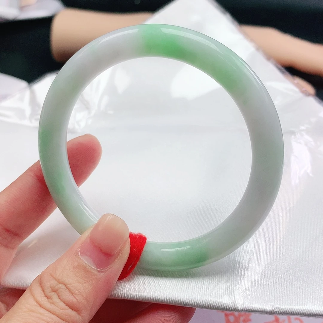 翡翠手镯未镶嵌57圈圆2303