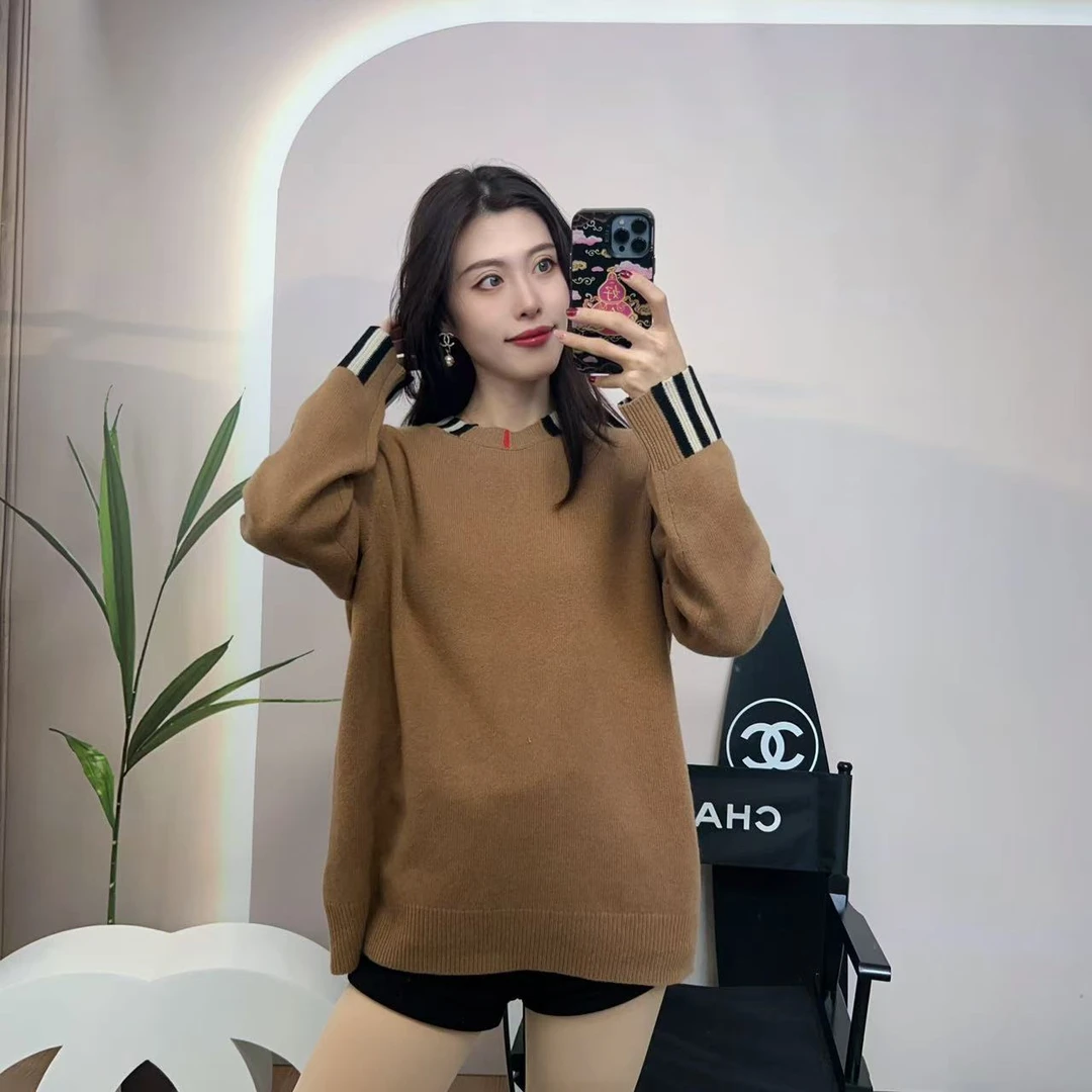 95新 BURBERRY/博柏利 麦殿/毛衣xl码棕色/250128VHSHF02