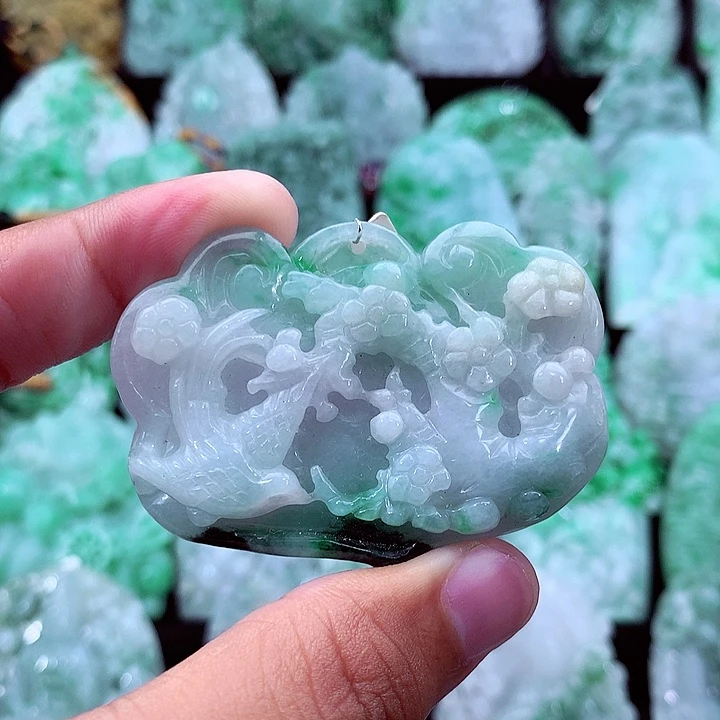 吊坠(不含链)未镶嵌翡翠