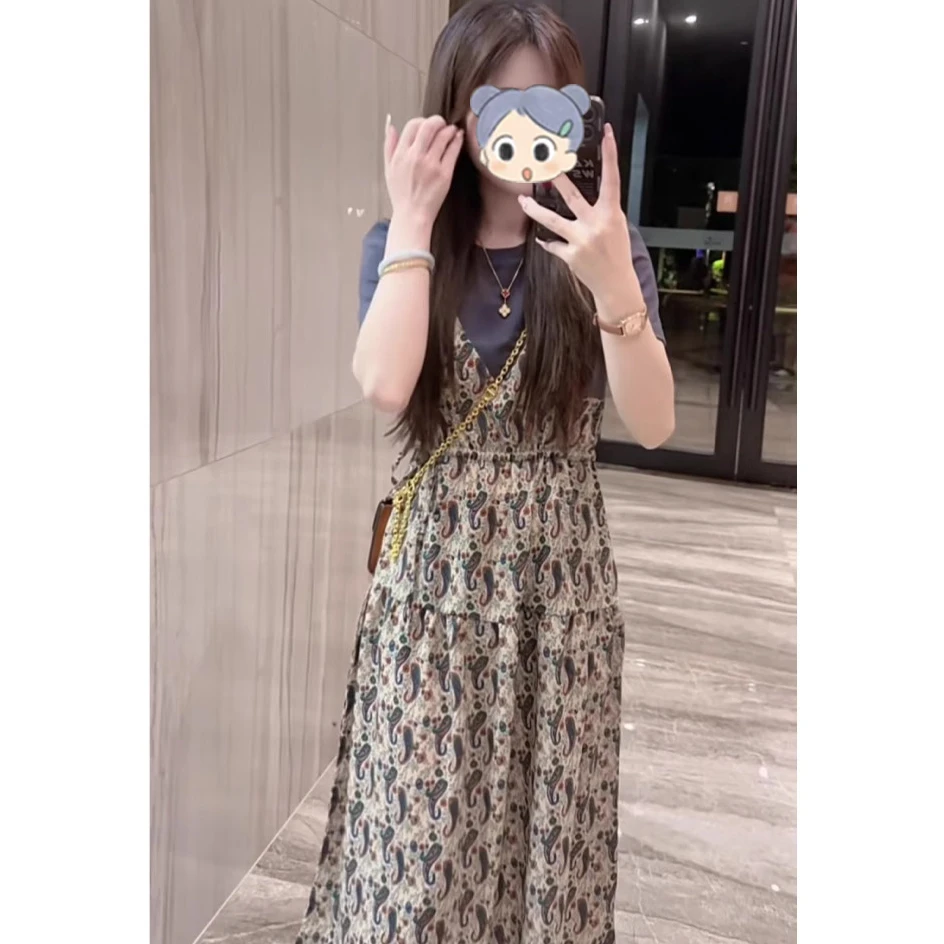 假两件连衣裙女吊带裙2025夏季新款气质碎花裙减龄显瘦连身裙长裙
