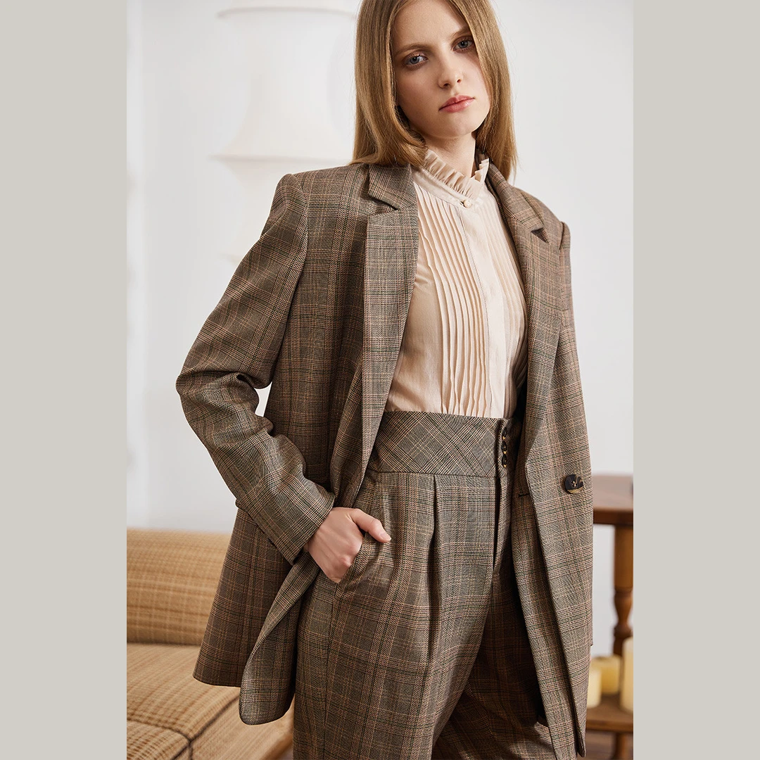 格纹西装女秋季复古设计感气质小众通勤西装外套M431925