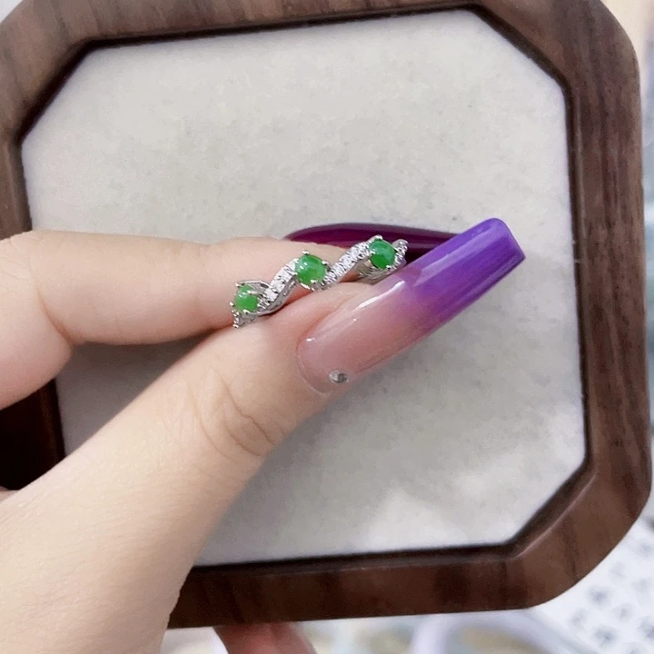 翡翠未镶嵌颈饰天然翡翠Ａ货