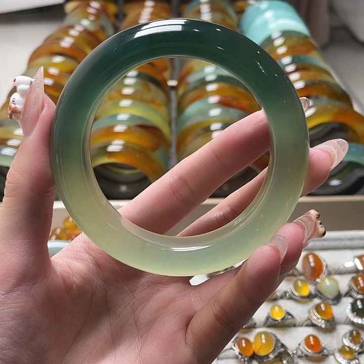 未镶嵌蛇纹石玉手镯58.7