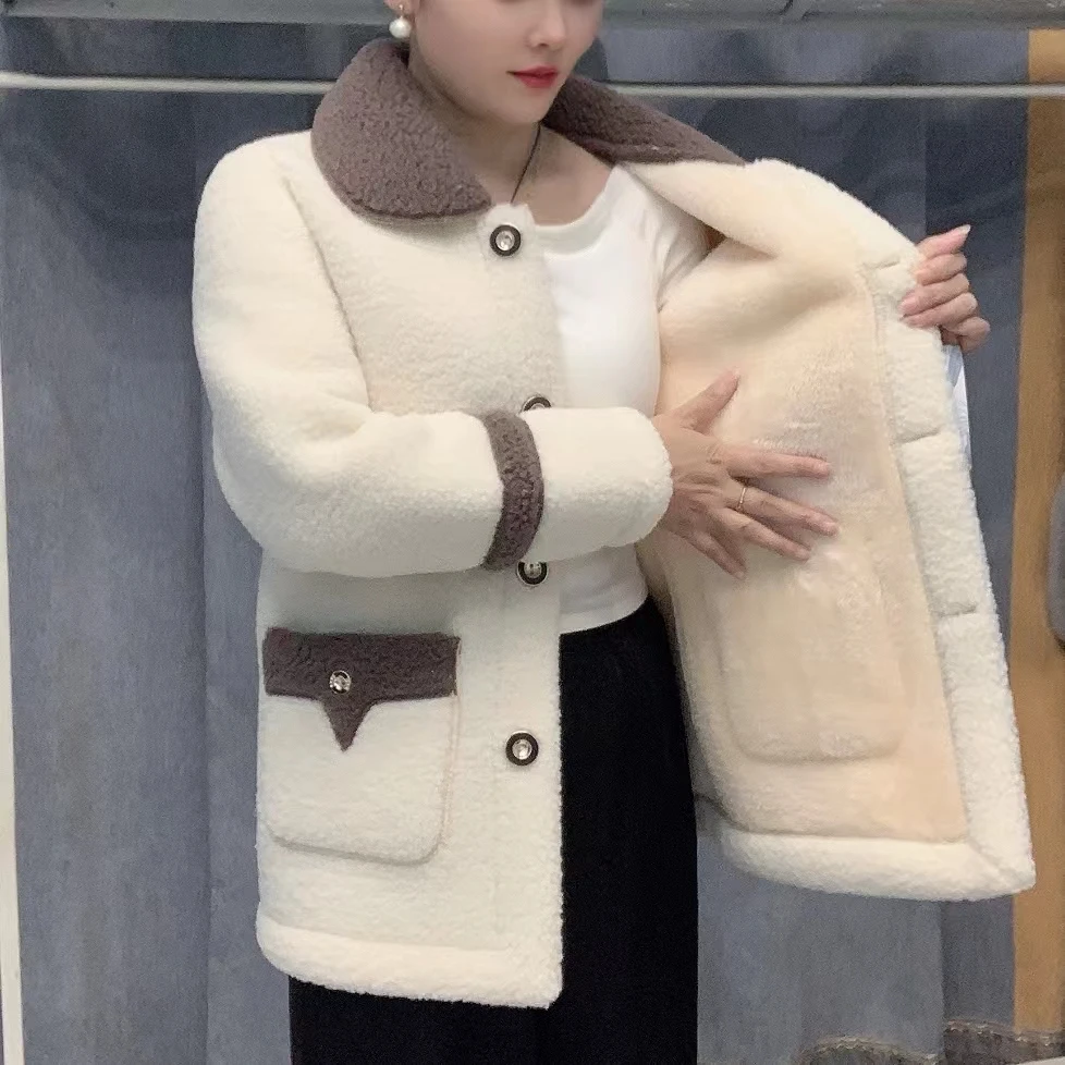 2025秋冬拼接新款仿羊羔毛加绒加厚宽松圆领妈妈装小个子女士外套