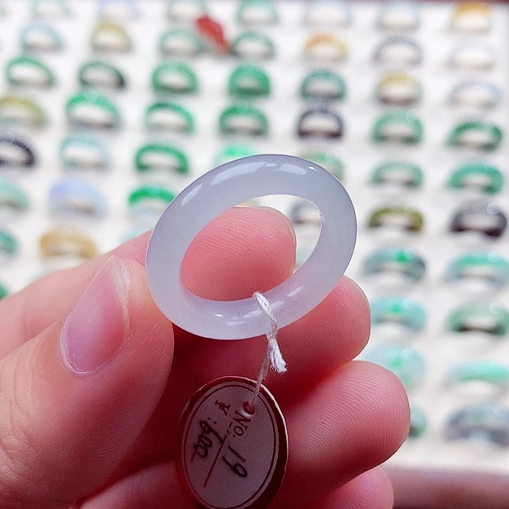 翡翠未镶嵌戒指19号