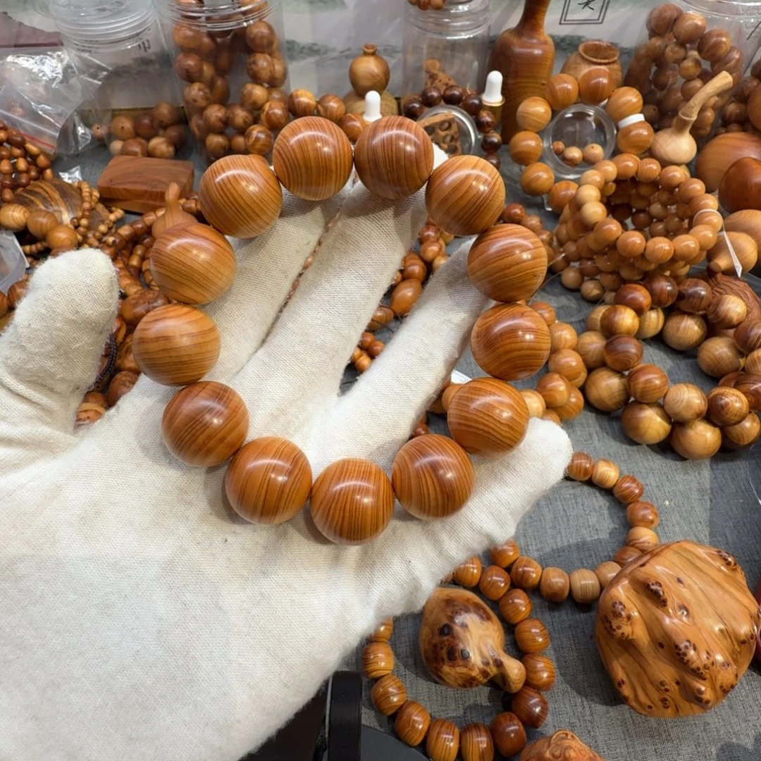 余***好柏木（崖柏）1.8红油崖柏手串