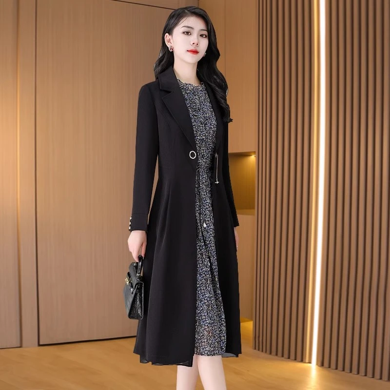 【可蓓儿】杭州意法高贵风衣外套女士2025新款春季时尚洋气质妈妈装