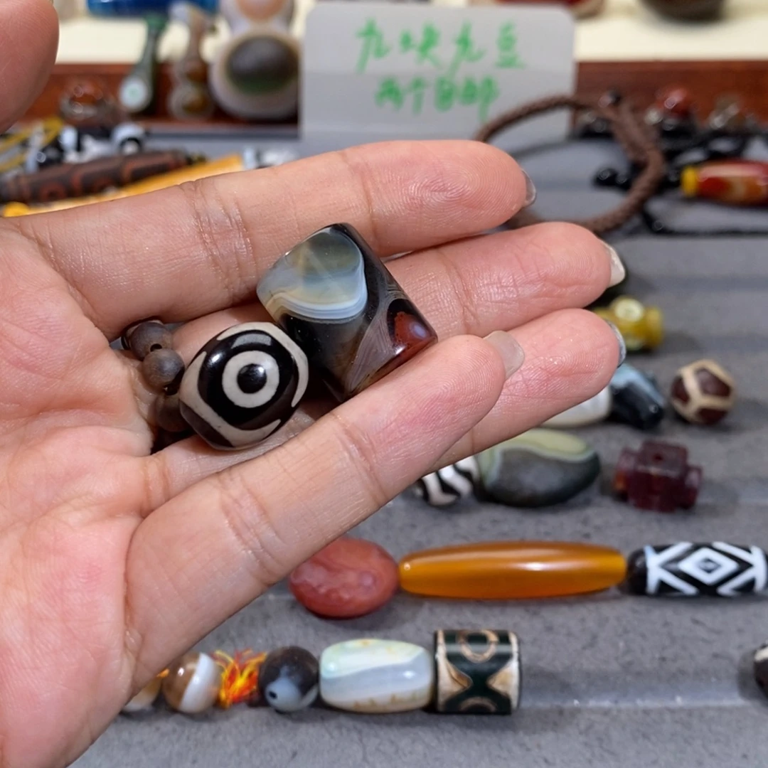 醉****合金颈饰玛瑙/玉髓