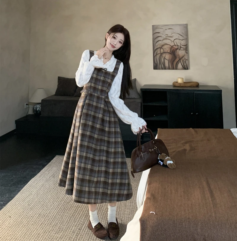 大码法式复古格纹连衣裙秋冬新款打底裙设计感假两件长裙6721
