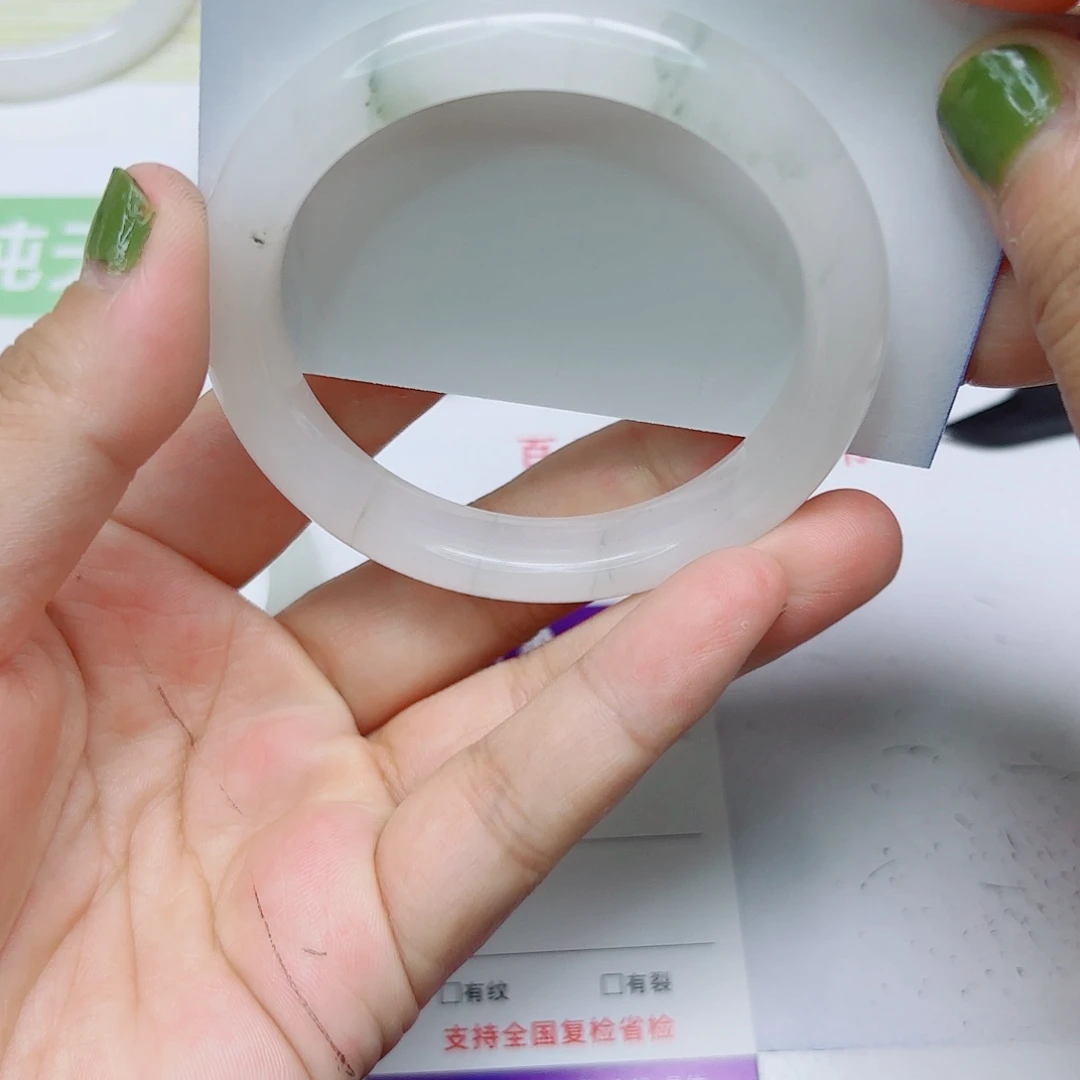 未镶嵌手镯石英质玉23/56