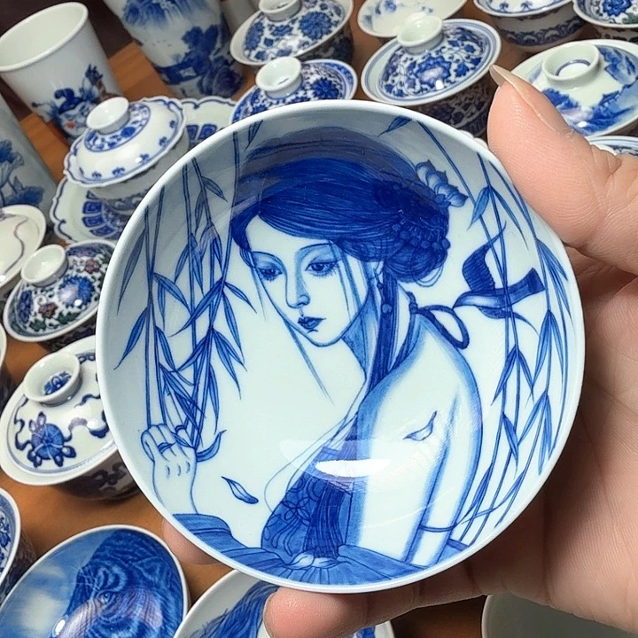 陶手绘美女福利款普洱杯