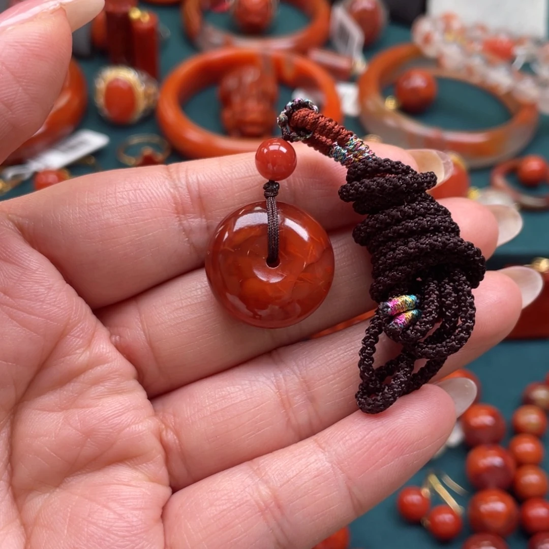 南红玛瑙未镶嵌川料南红牛血红火焰平安扣吊坠