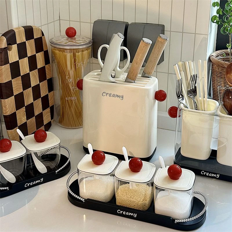 新款厨房用调料盒家用免打孔带盖调料罐调味盒刀架子调味罐筷子筒