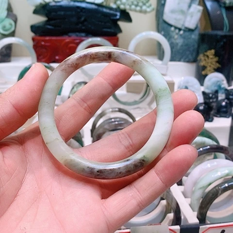 未镶嵌独山玉手镯顺**然