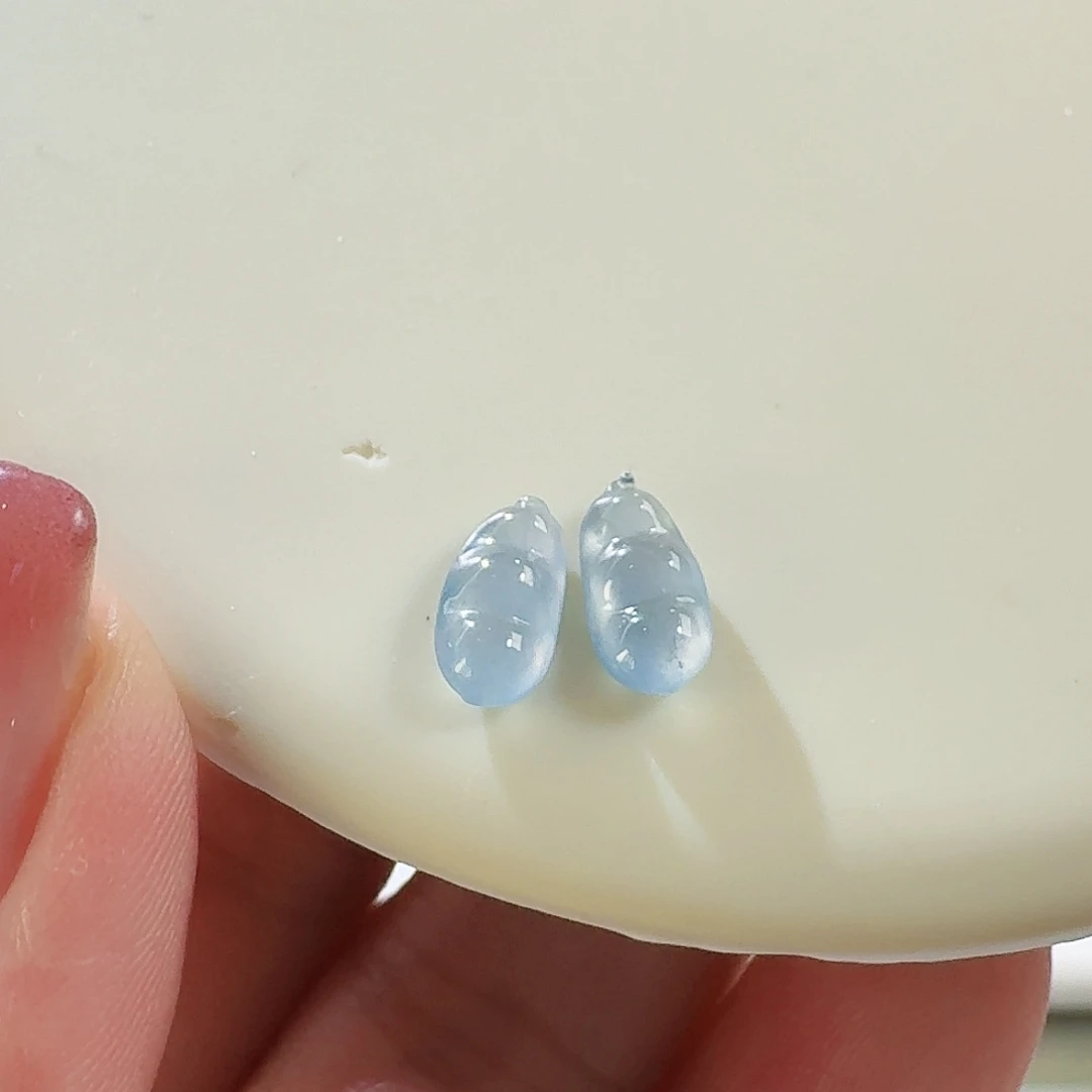 翡翠未镶嵌颈饰裸石