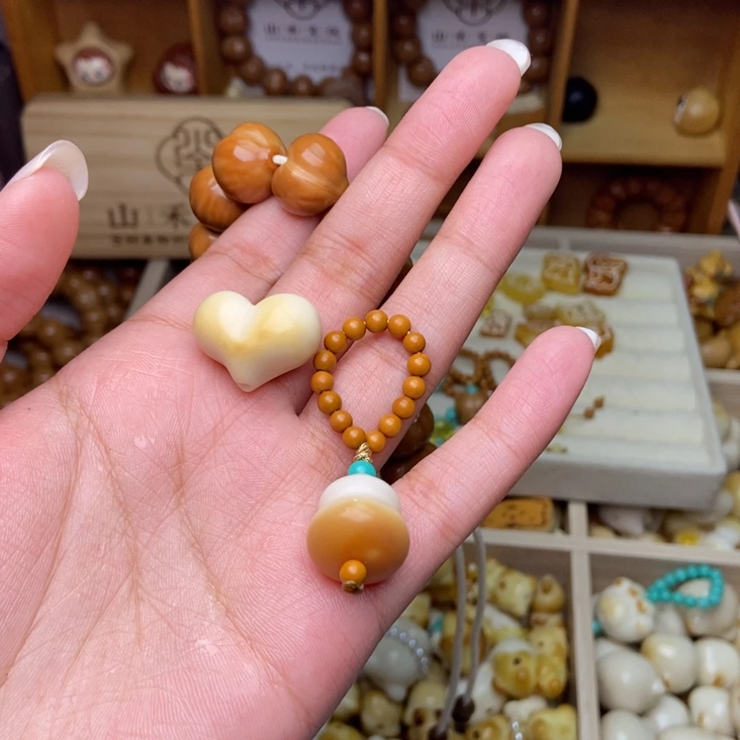 手串猴头核桃爱心葫芦滴流