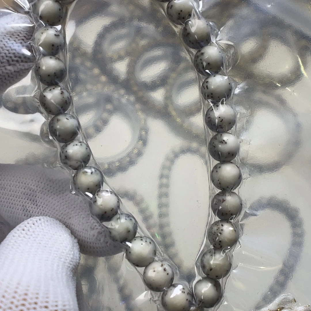 手串星月菩提8m河豚龙蛋绿包白玉化料