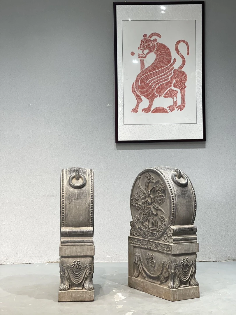 【松鹤延年•抱鼓石】  纵横54*23，高90