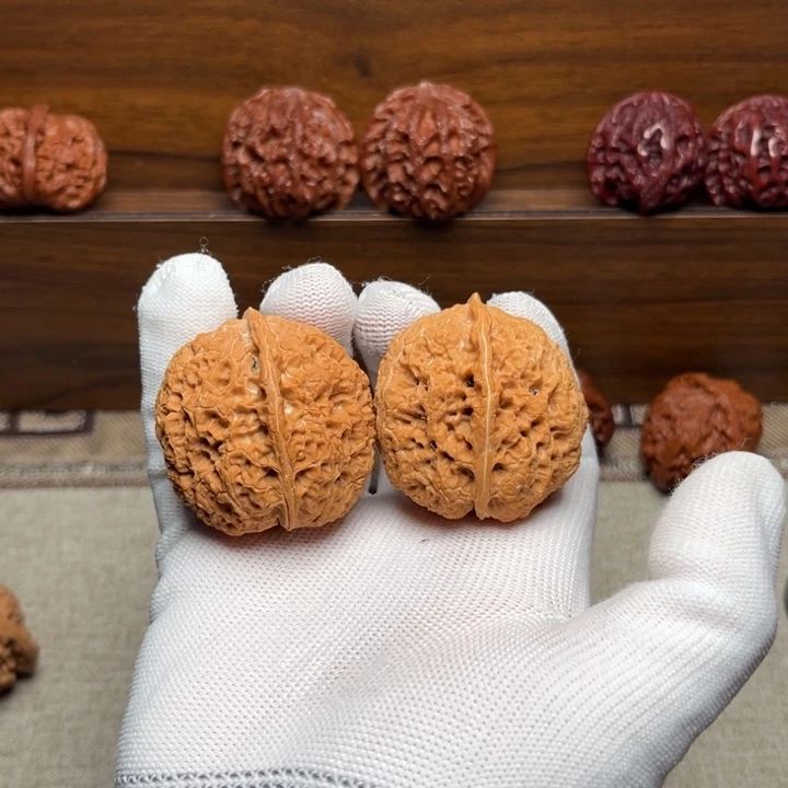 文玩核桃把件朱*老铁