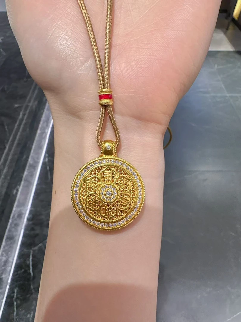 【新美源】足金999 镶嵌工艺 六字真言罗盘25.83克