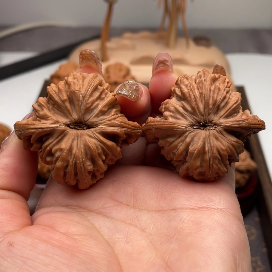 桃核把件得**?平谷楼全品46