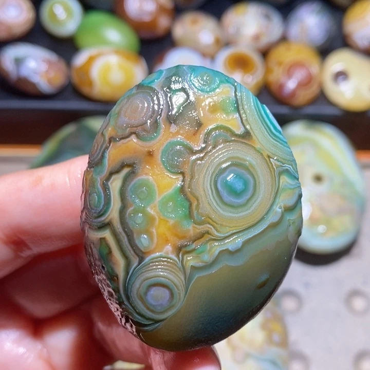 未镶嵌玛瑙/玉髓珠宝半成品56