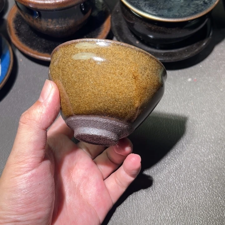 茶盏这个人就是他本人吗