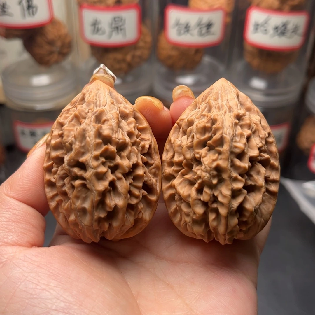 文玩核桃把件招财鼠