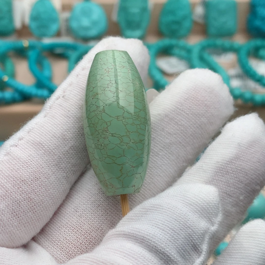 绿松石未镶嵌珠宝奇石16.4mm