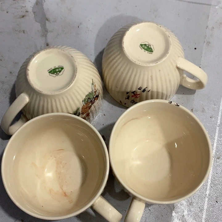 用***2瓷片三打瓜棱杯四个微瑕疵