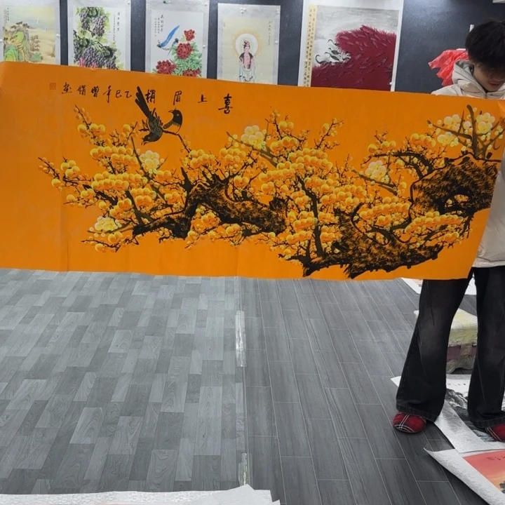 字画等多种形式的艺术作品和