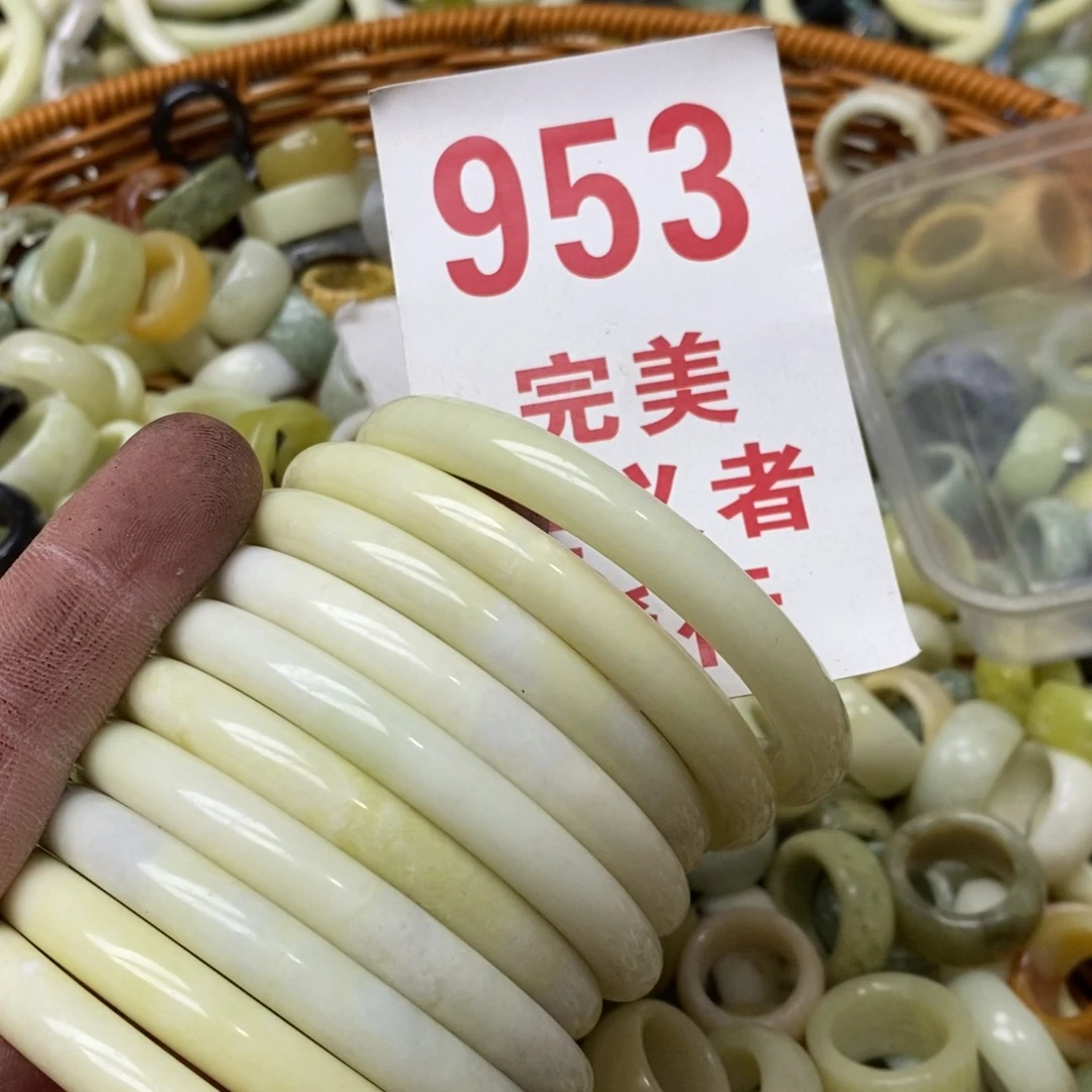 蛇纹石玉珠子未镶嵌