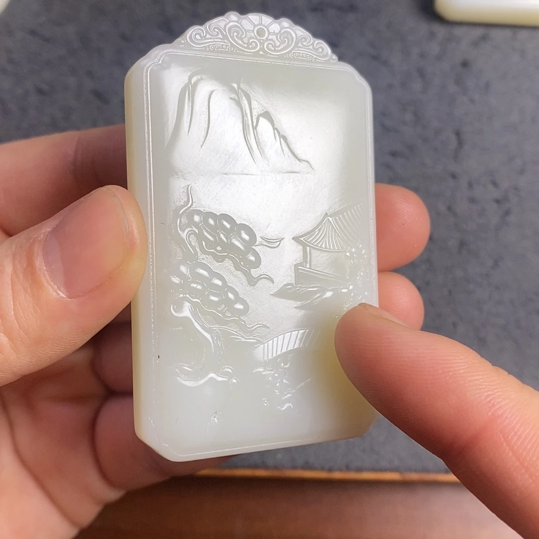 颈饰未镶嵌和田玉8****4