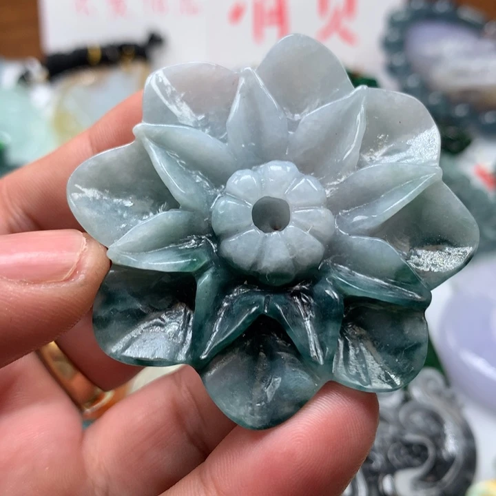 翡翠颈饰未镶嵌保真天然a货翡翠