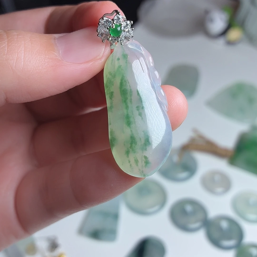 颈饰未镶嵌翡翠缅甸天然翡翠A货