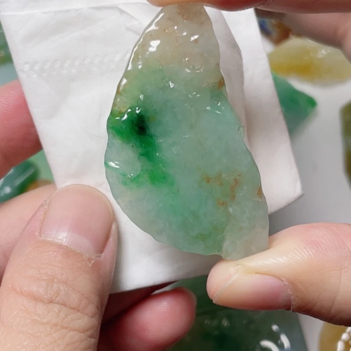 定制翡翠未镶嵌包工