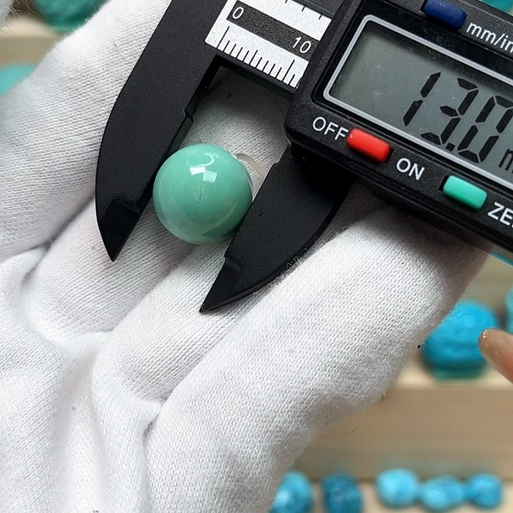 绿松石珠宝未镶嵌