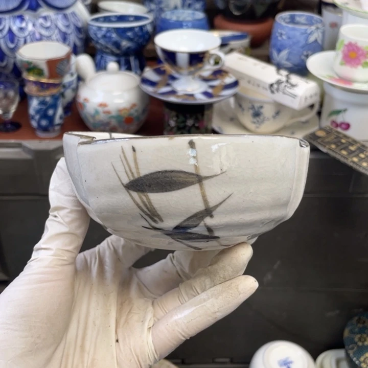 他家瓷器真美…开播了