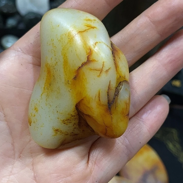 和田玉（糖玉）未镶嵌挂件