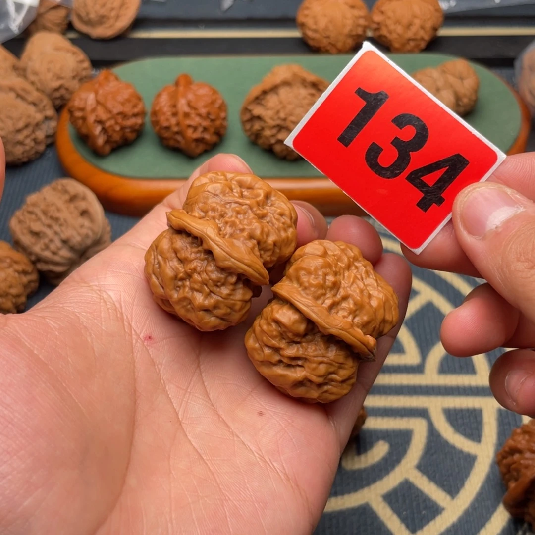 把件文玩核桃38 蛤蟆头  134
