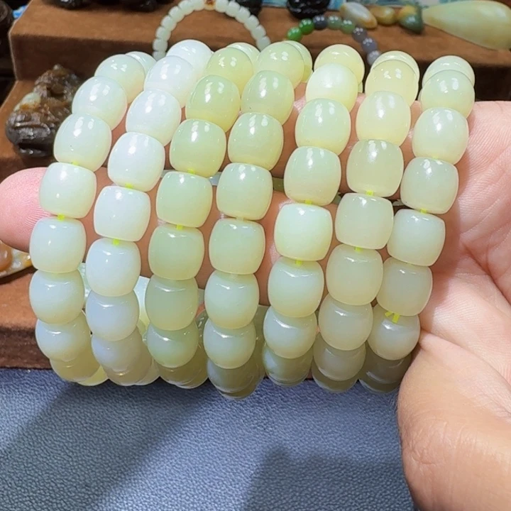 和田玉未镶嵌手链颜色多样性发货拍一发一
