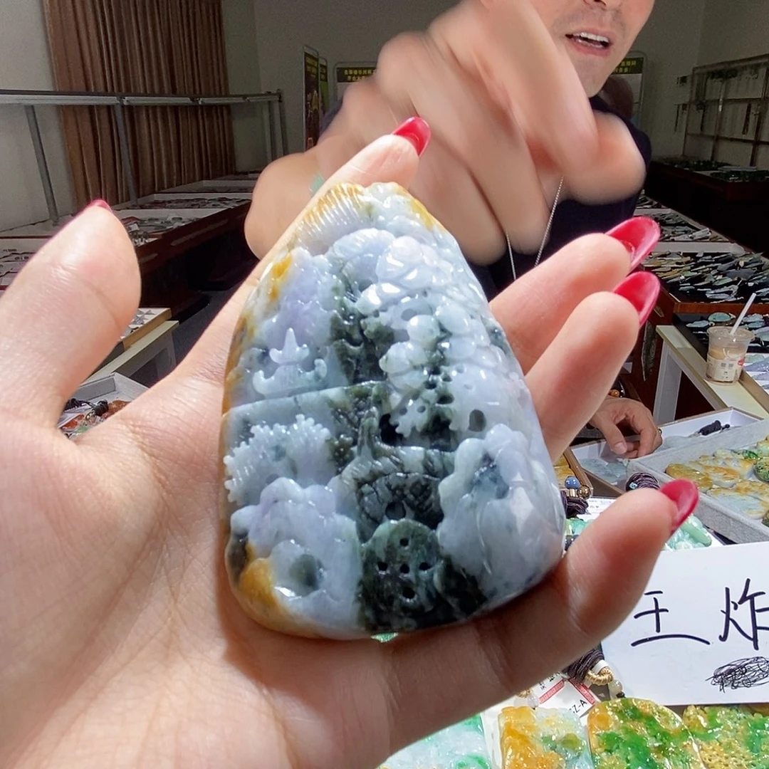 翡翠未镶嵌颈饰翡翠