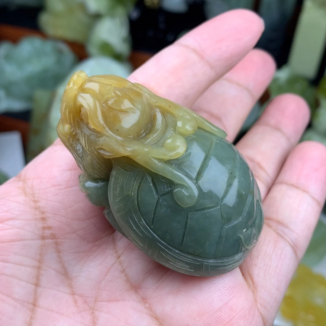 岫玉手把件未镶嵌