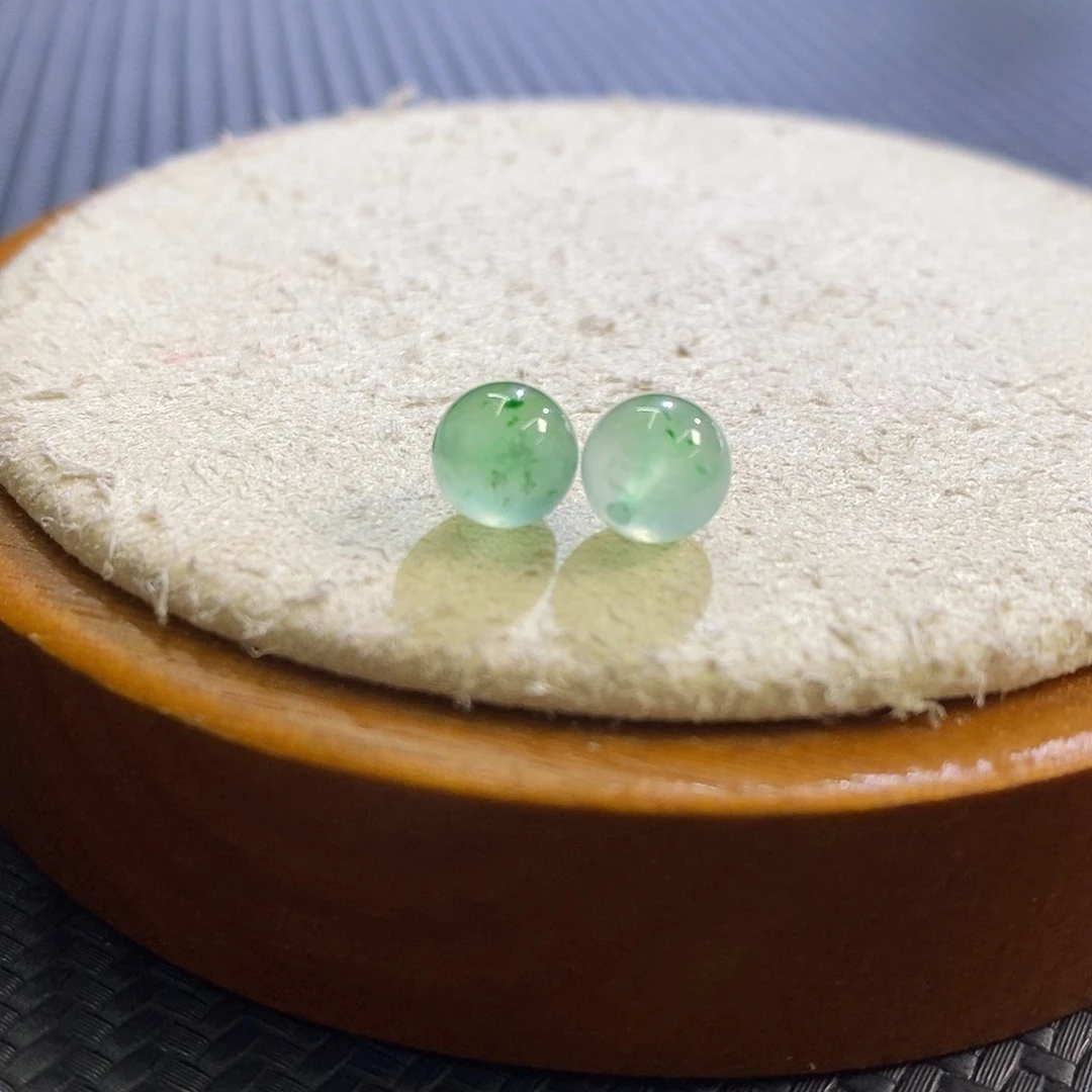 翡翠挂件未镶嵌卡7