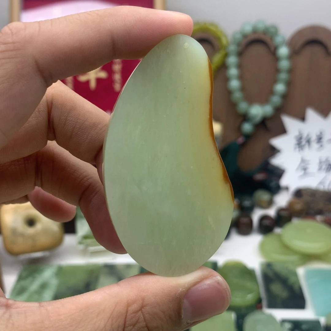 岫玉未镶嵌吊坠(不含链)